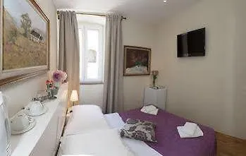 Bouganvillea 3* ספליט