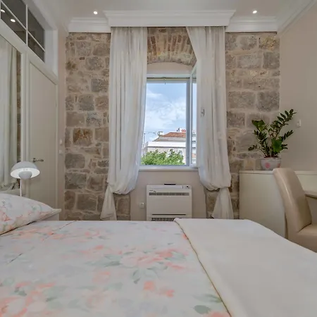 Bouganvillea 3* 스플리트